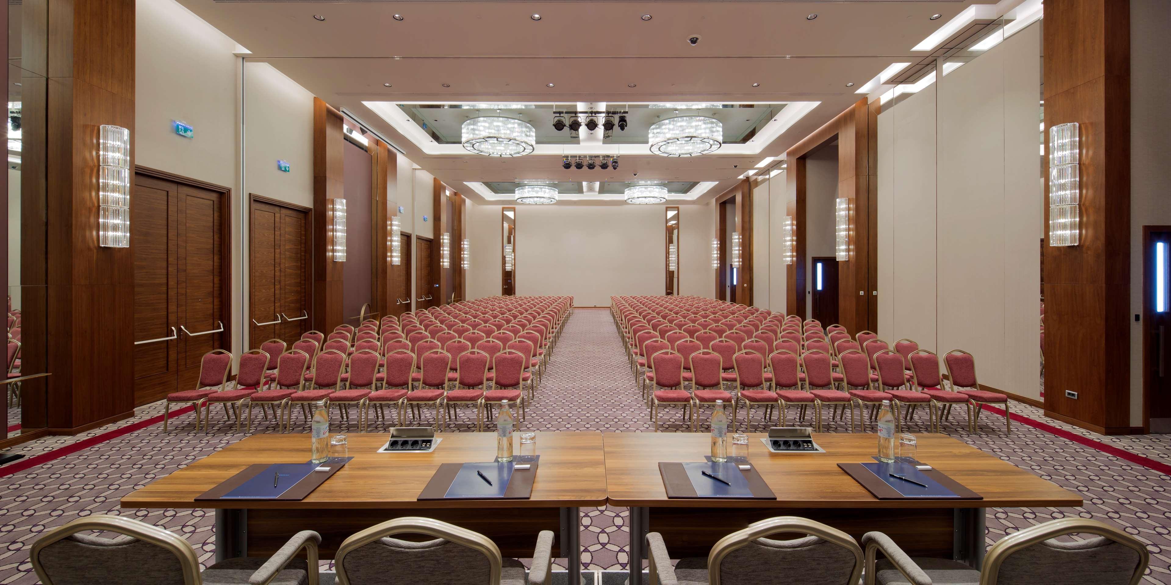 ฮิลตัน บาทูมี Hotel บาทูมิ ภายนอก รูปภาพ The ballroom